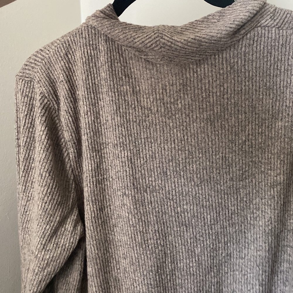 Cardigan - Picture 3 of 3
